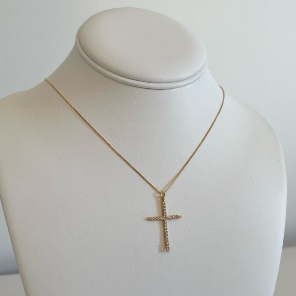 thekjewelry Jewelry - ✨Small Cross Necklace✨